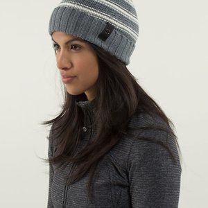 Lululemon Keepin' It Cozy Toque - Heathered Medium Grey / Angel Wing